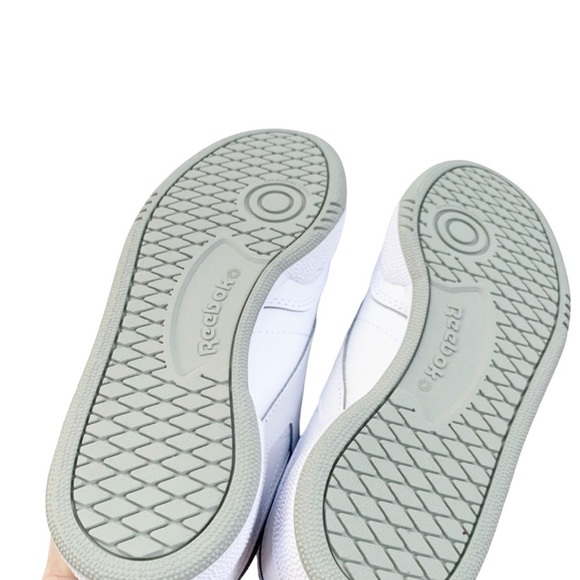 Reebok® Club C J. Crew Sneakers White 
Item BO829 Size 5.5 NWT - Picture 10 of 15